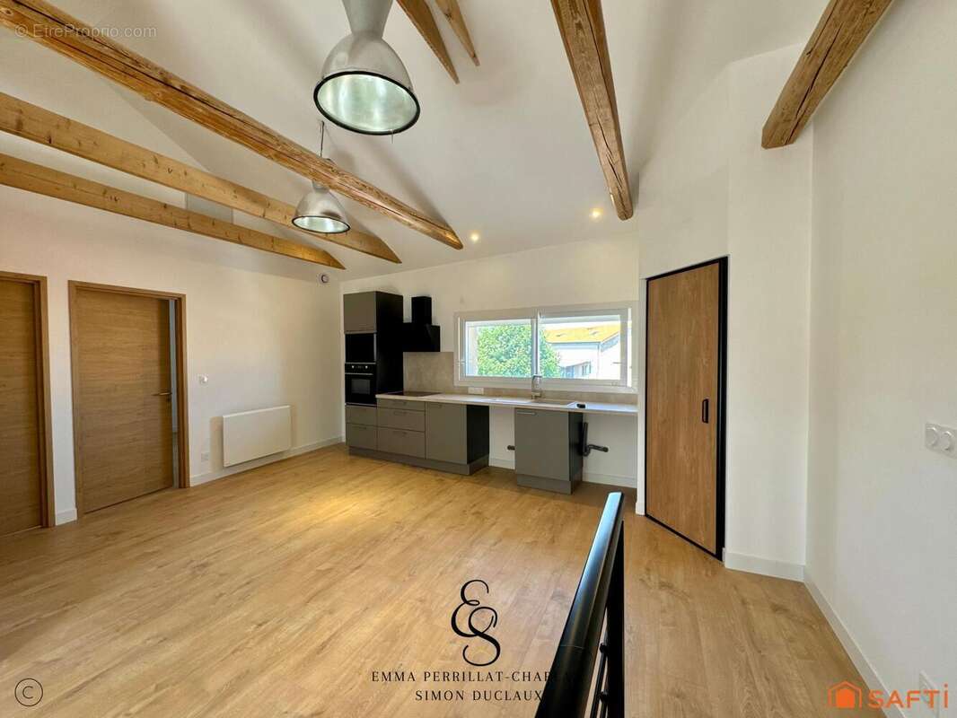 Photo 3 - Appartement à SAINT-BONNET-LE-FROID