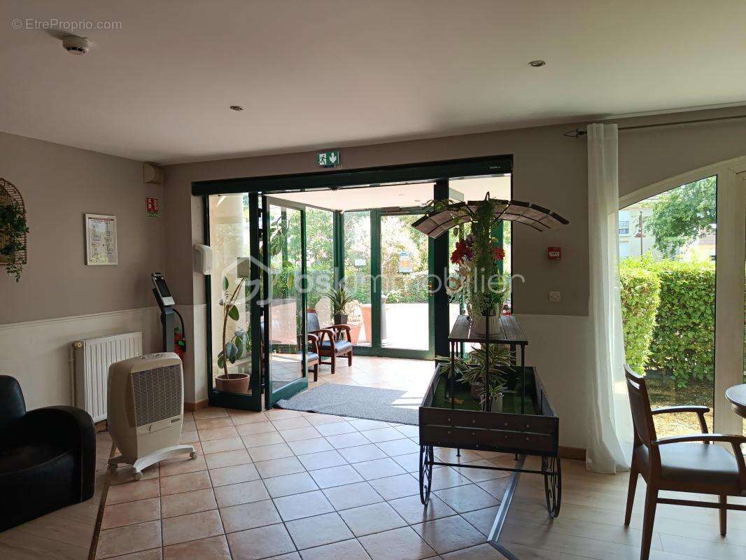 INVESTISSEMENT dans une résidence Senior studio au dernier étage à Verrières-le-Buisson - photo 27