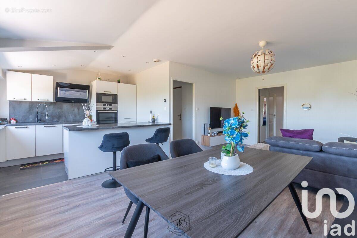 Photo 1 - Appartement à AMNEVILLE