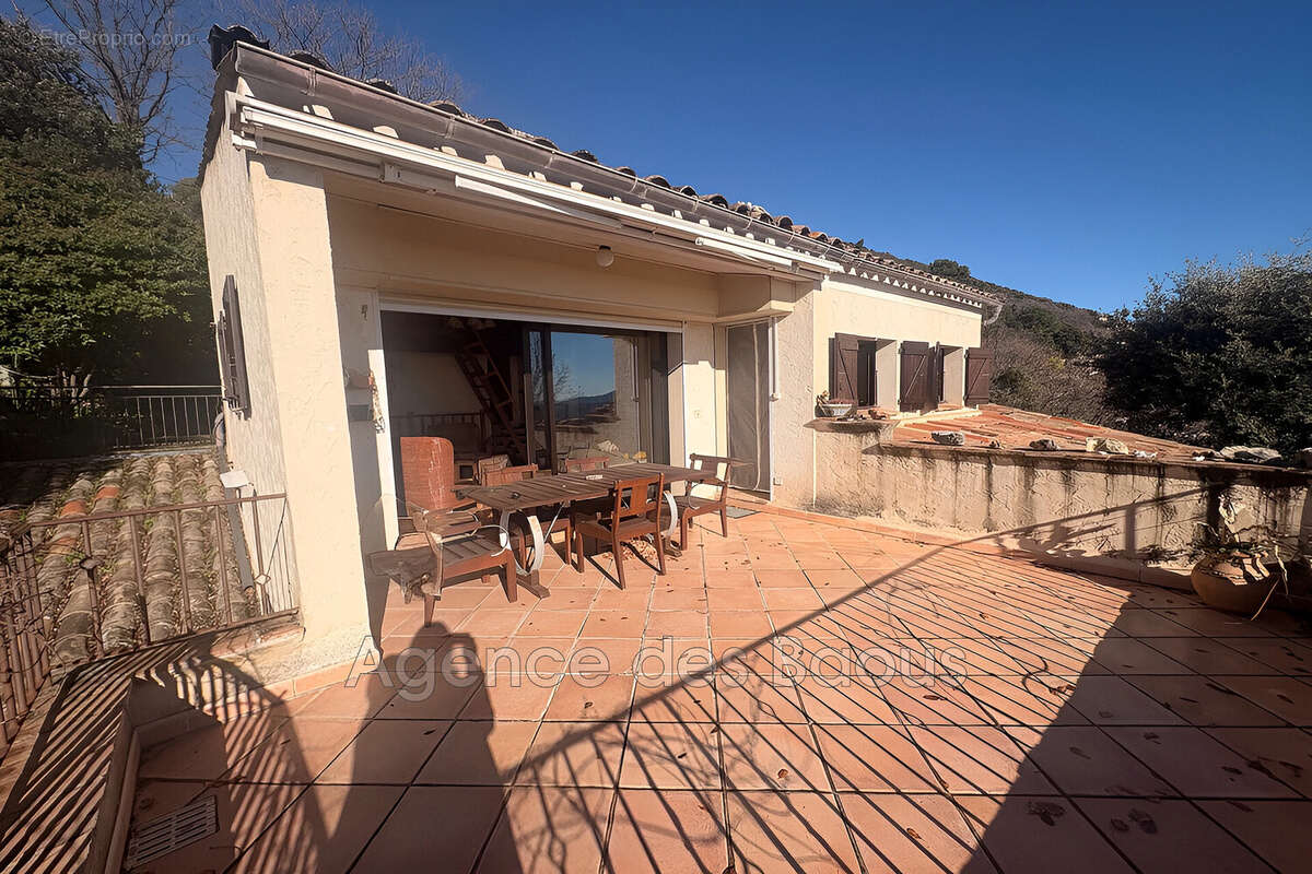 Maison à SAINT-JEANNET