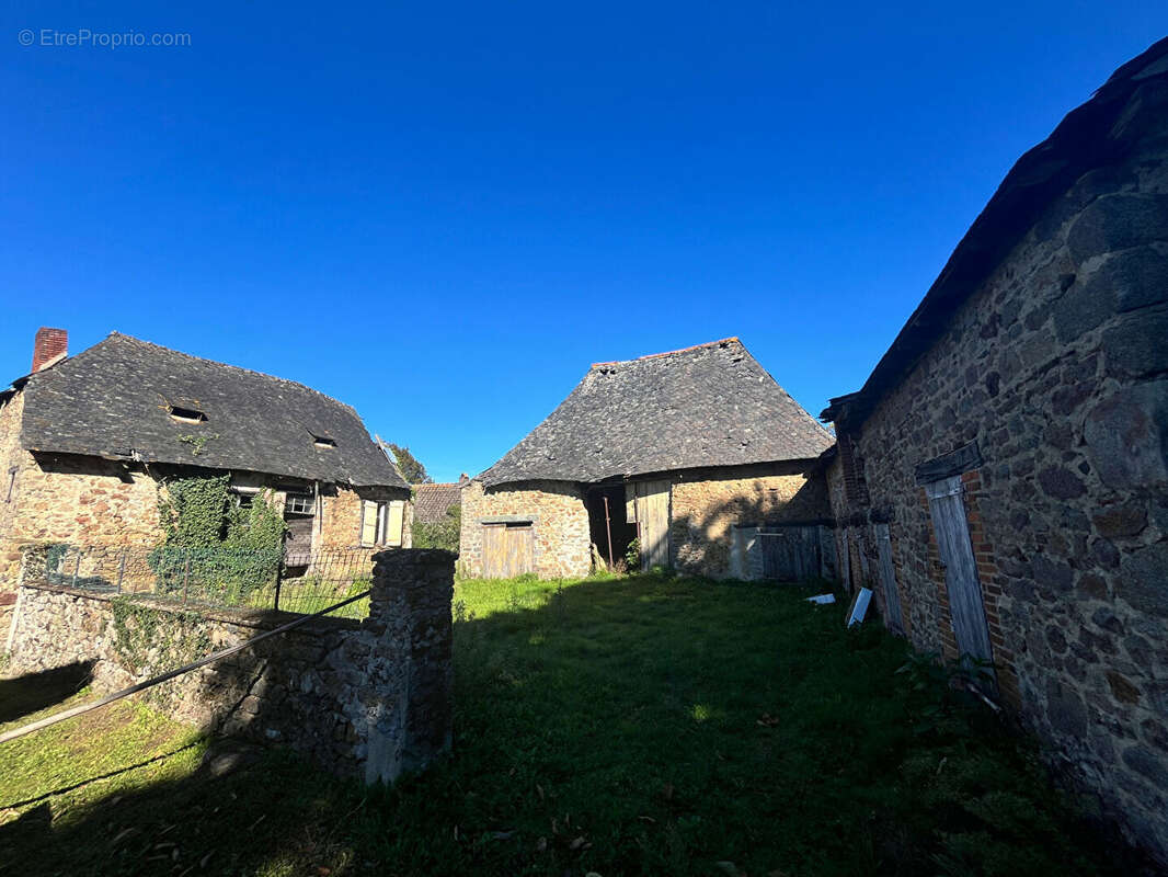 Fermette Beyssac 200 m² - photo 2