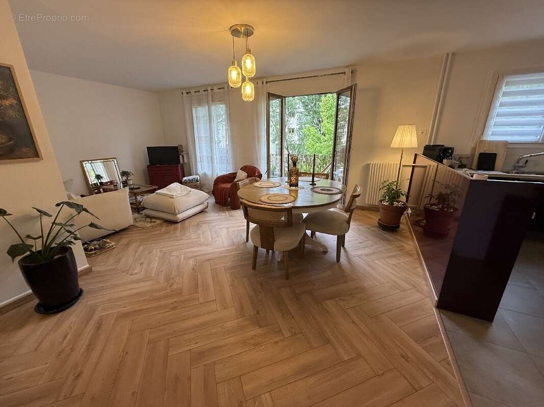 Appartement à CHAMPIGNY-SUR-MARNE