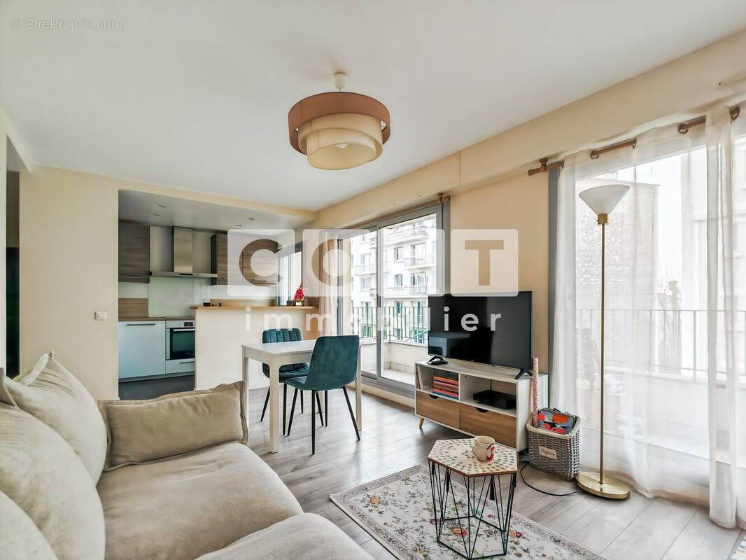 Appartement à ASNIERES-SUR-SEINE