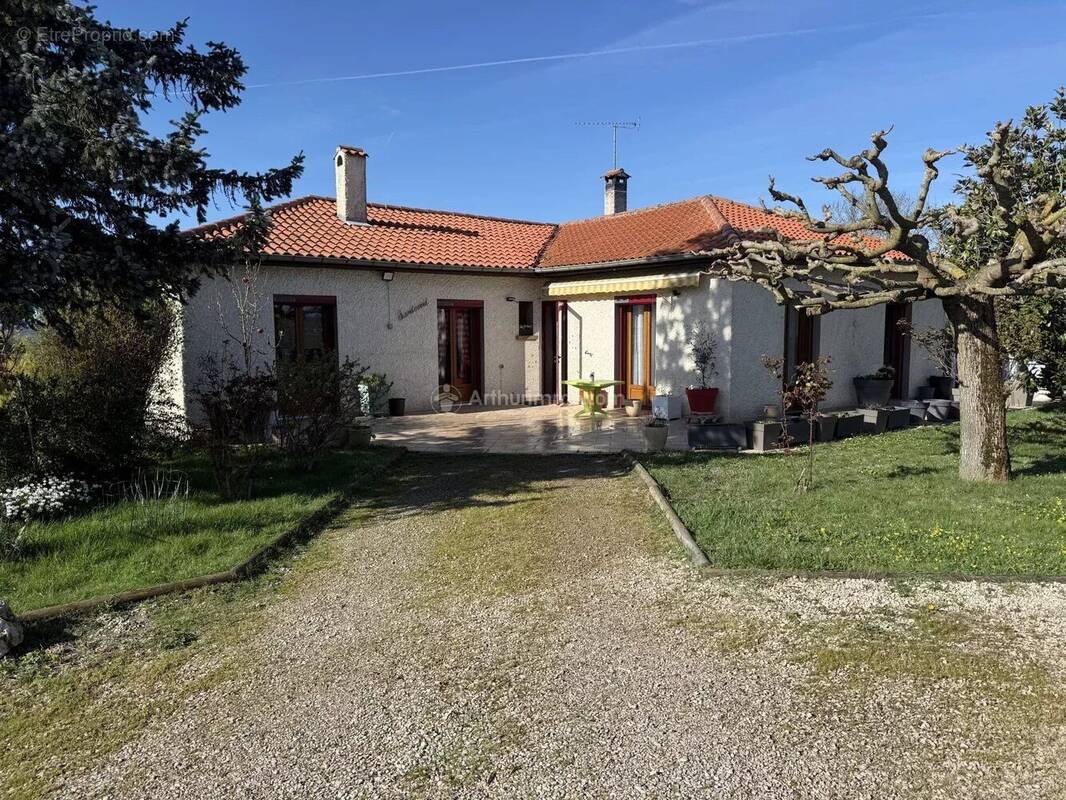 Maison à LE GARRIC
