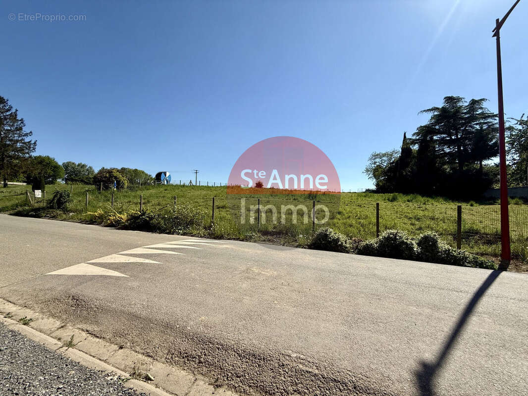 Photo 7 - Terrain à ROUY-LE-PETIT