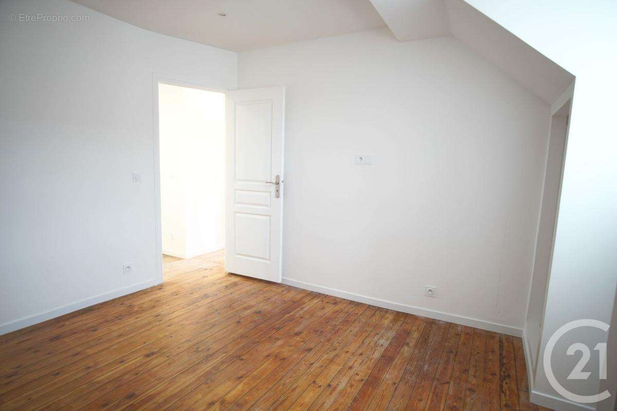 Maison à CHOISY-LE-ROI