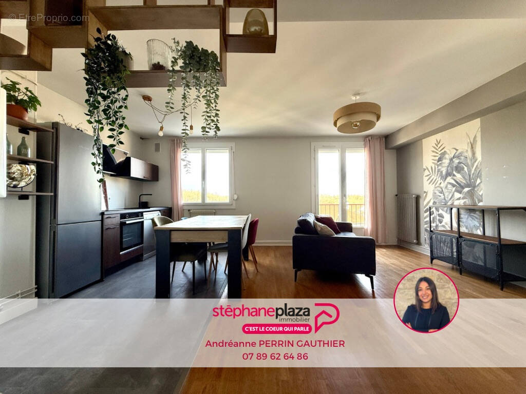 Appartement à MONTMOROT