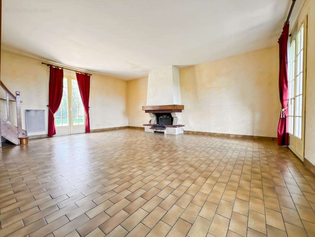 Maison à LAILLY-EN-VAL