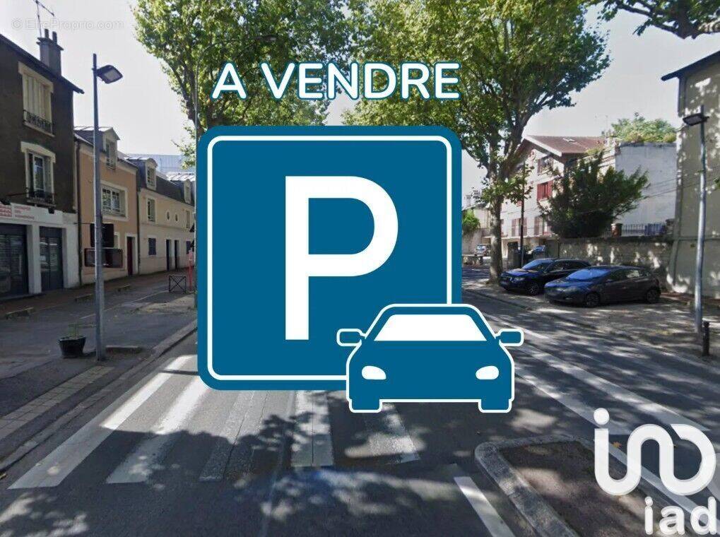 Photo 1 - Parking à MONTARGIS