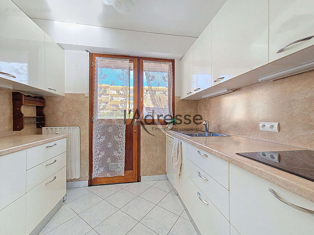 Appartement à MANDELIEU-LA-NAPOULE