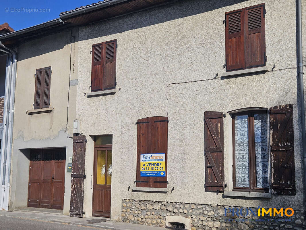 Maison 135 m² à Virieu  - photo 8