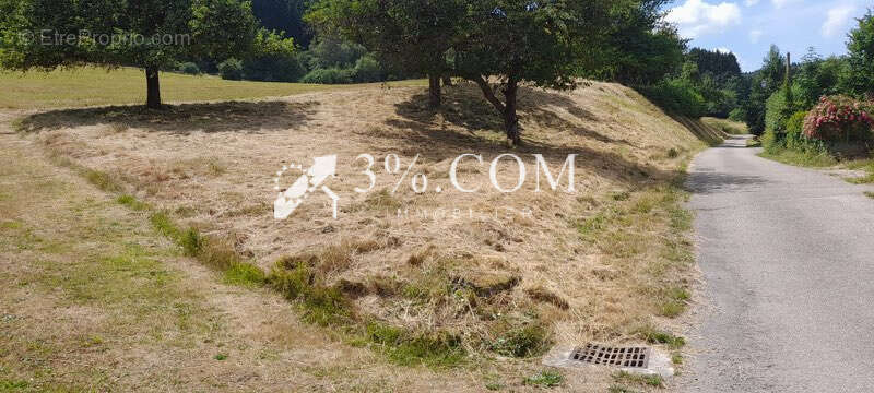 Maison de village a rafraichir de 212m2 - photo 20