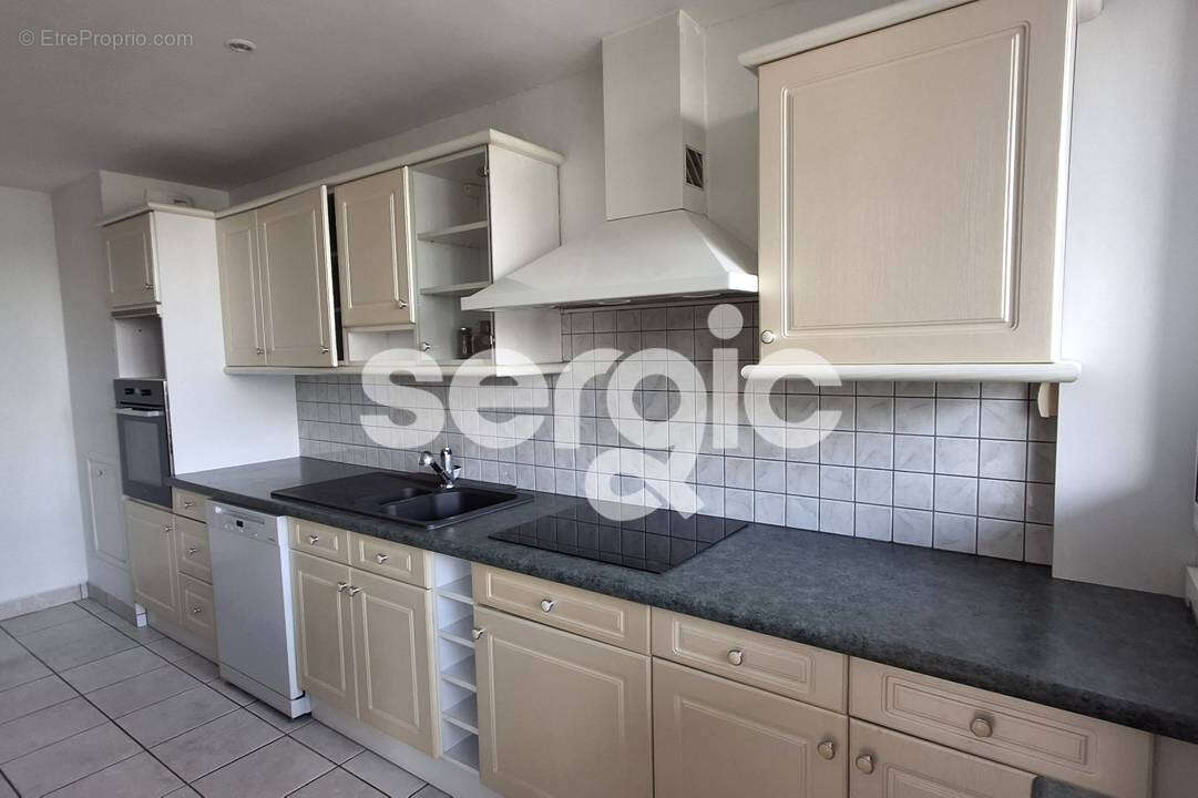 Appartement à QUINCY-SOUS-SENART