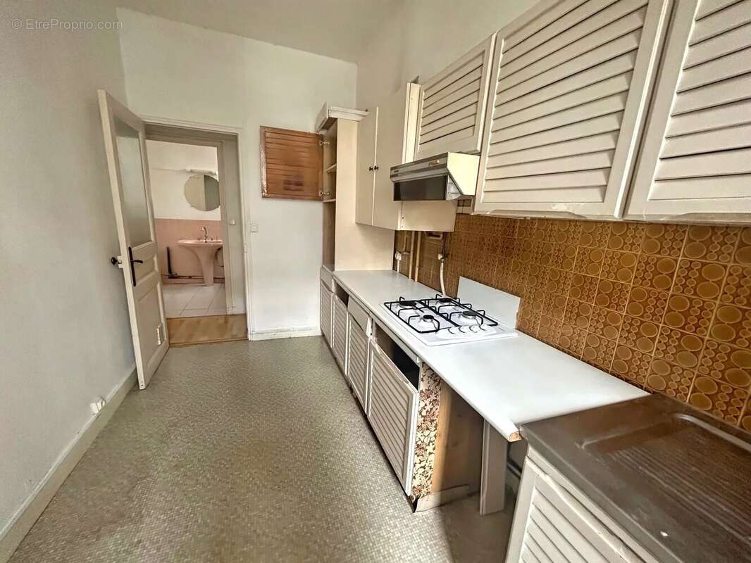 Appartement à MARSEILLE-8E