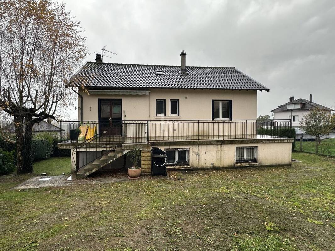 Maison à SAINT-GERMAIN-LES-BELLES