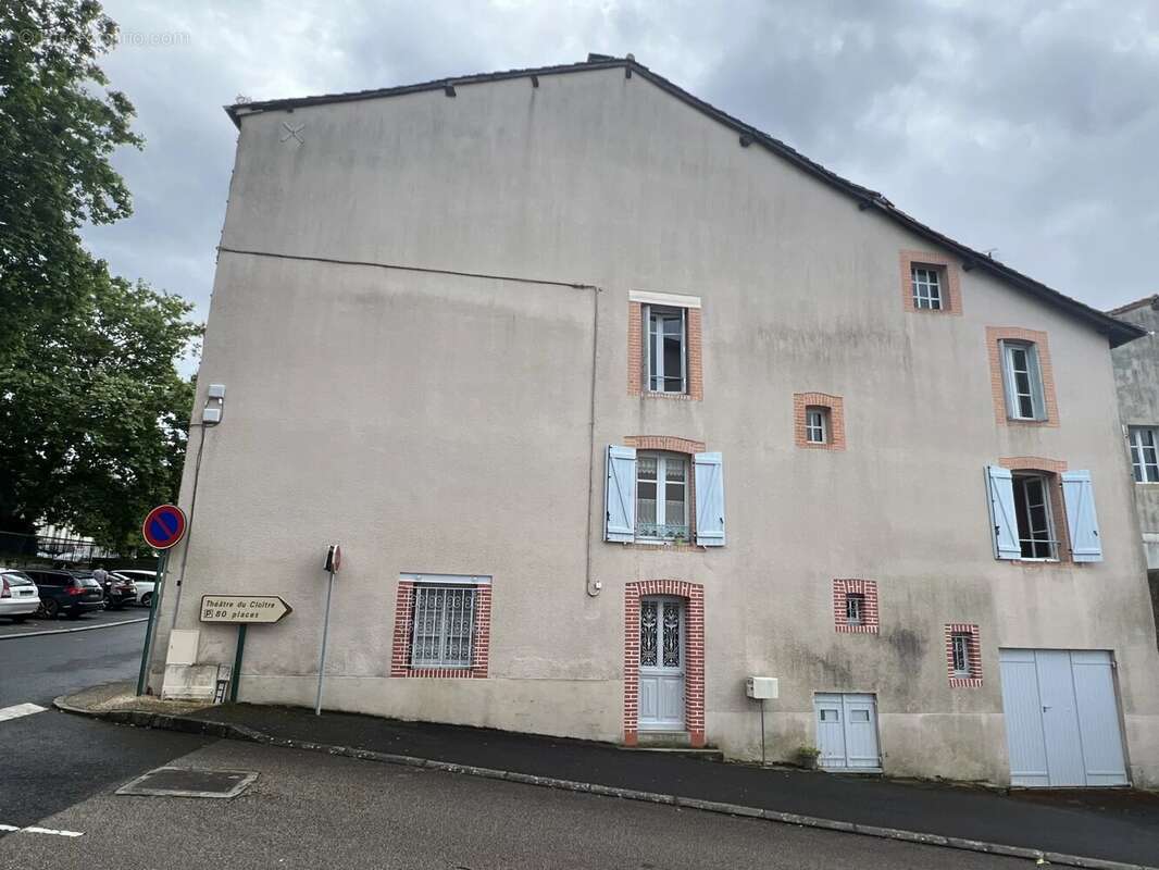 Grande maison de centre ville avec un grand potentiel de développement - photo 14