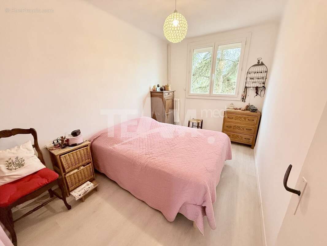 Opportunité à saisir appartement rénové et lumineux - photo 8