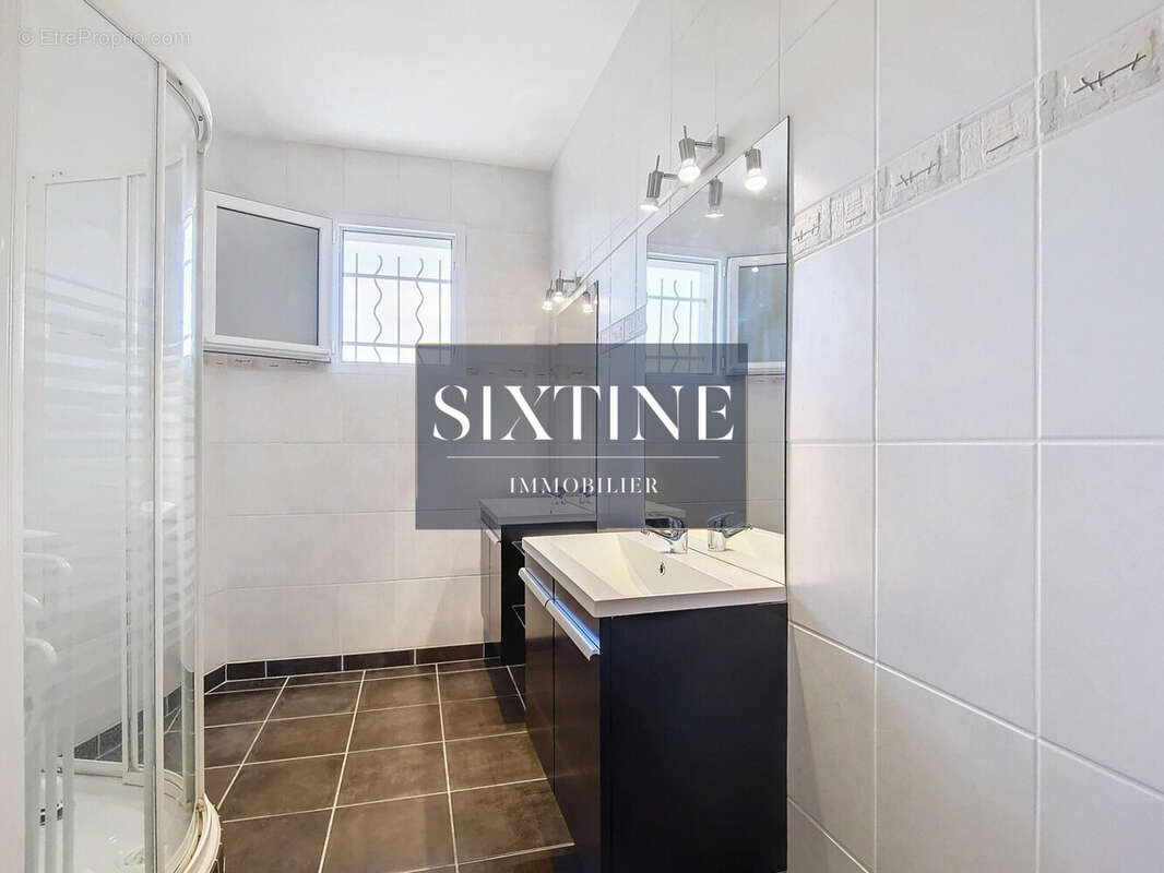 Maison à LA CHAPELLE-DE-SURIEU