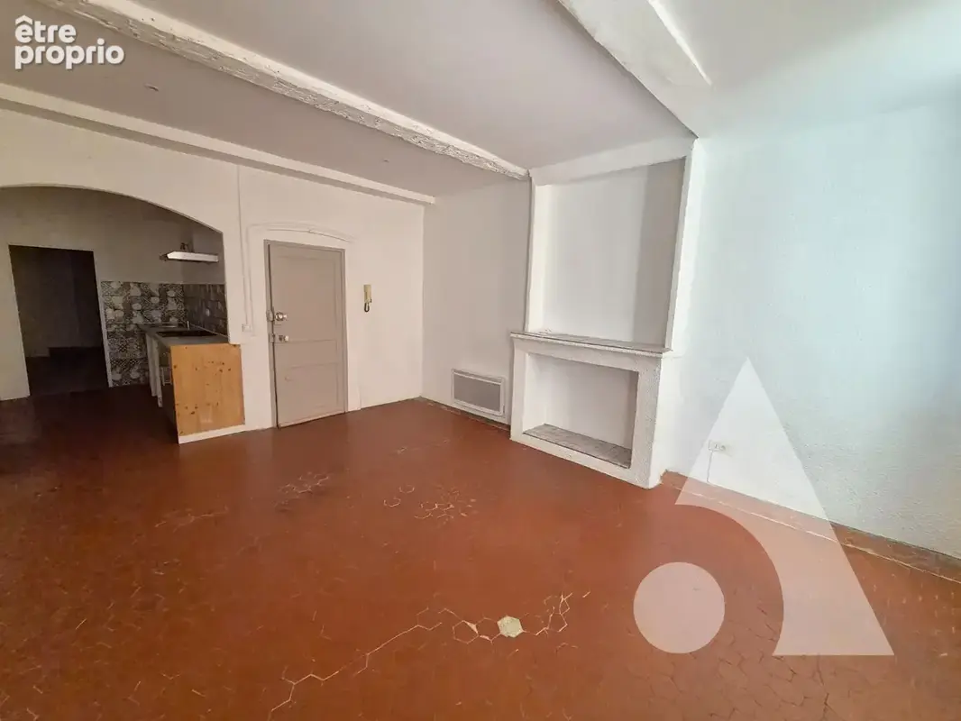 Appartement 2 pièces - salernes centre-ville 65 000 - photo 11