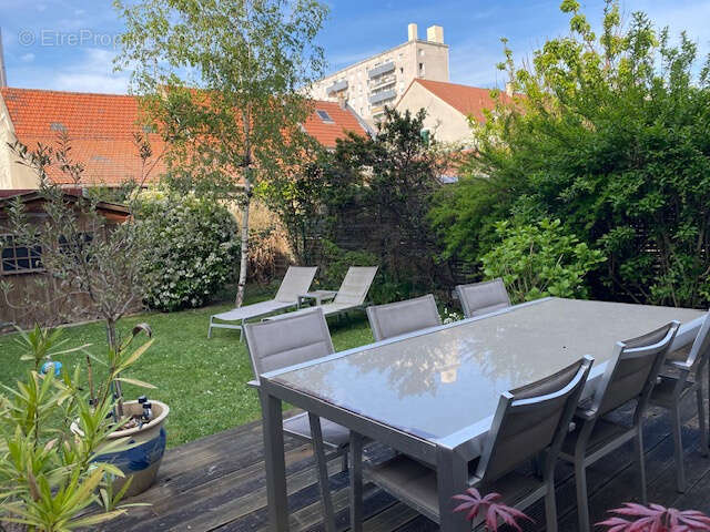 Maison à GENNEVILLIERS
