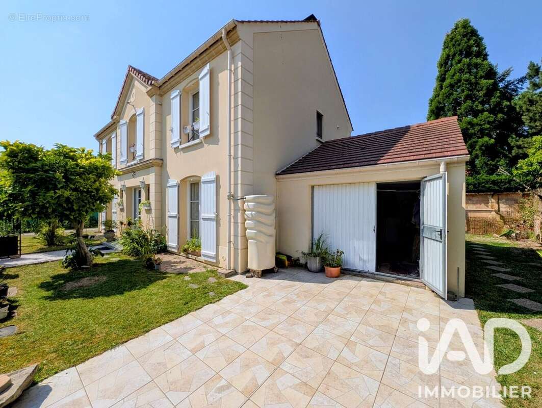 Photo 5 - Maison à EZANVILLE