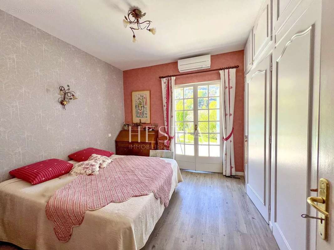 Maison à SAINT-JORIOZ