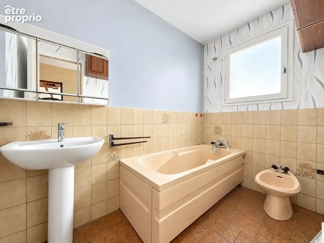 Maison 7 pièces 125 m² à vendre à Aulnat (63510) - photo 4