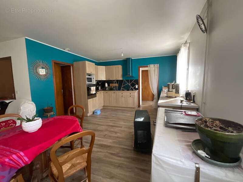 Maison à LABRUGUIERE