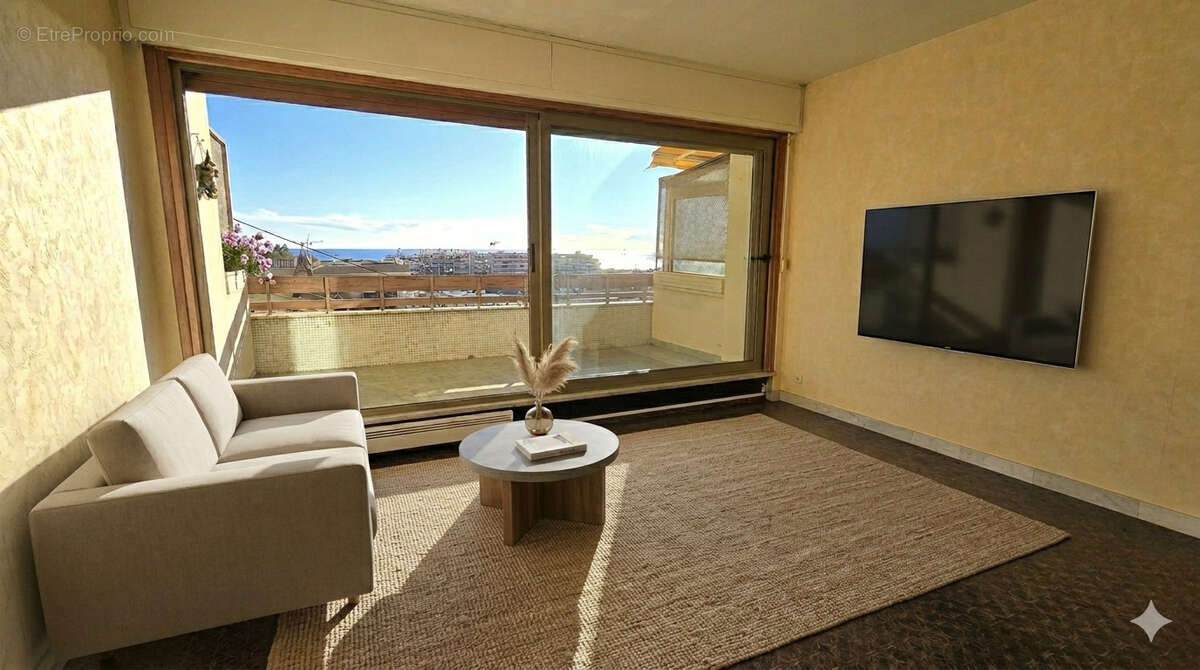 Appartement à ROQUEBRUNE-CAP-MARTIN