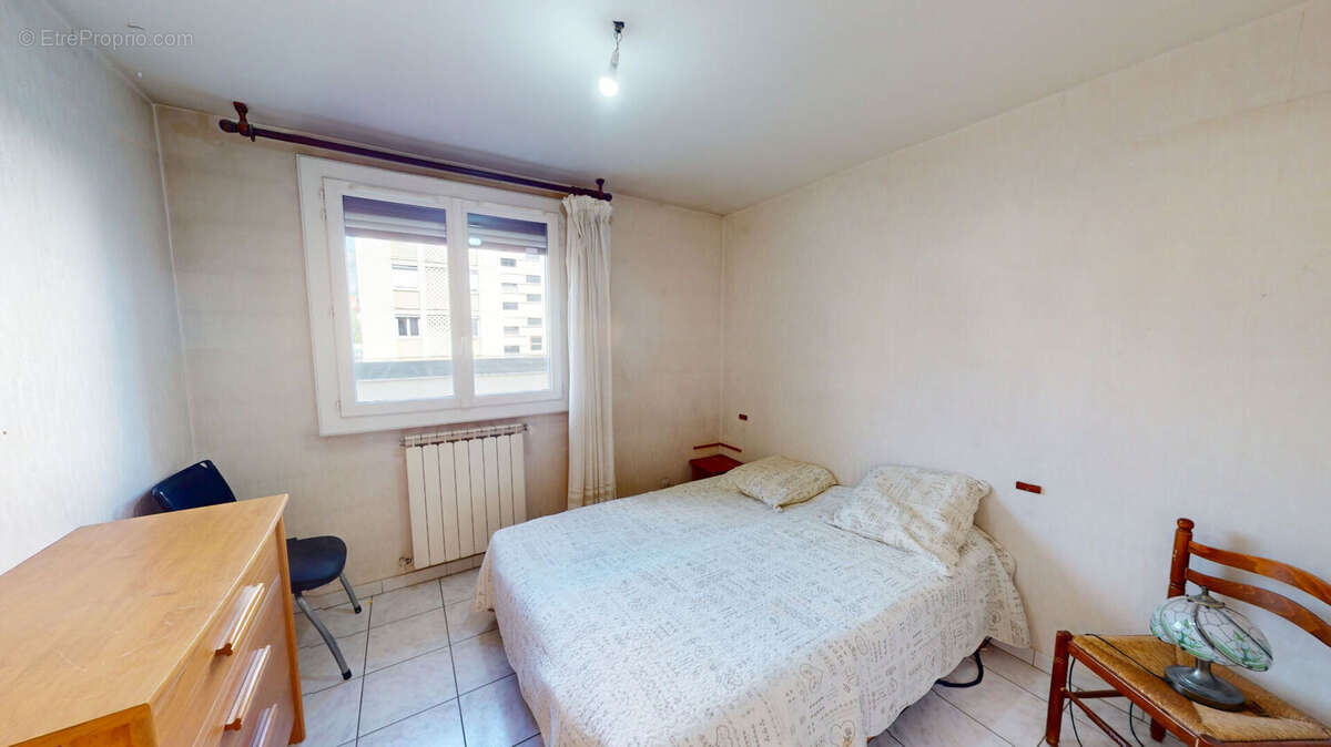 T3 - 52m2 - Copro ravalée et isolée - Vue montagnes - DPE C - Fontaine - photo 12