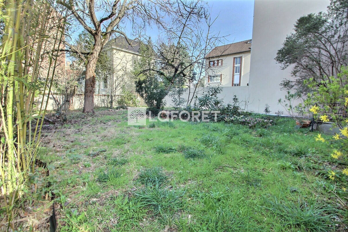 Maison à NANTERRE