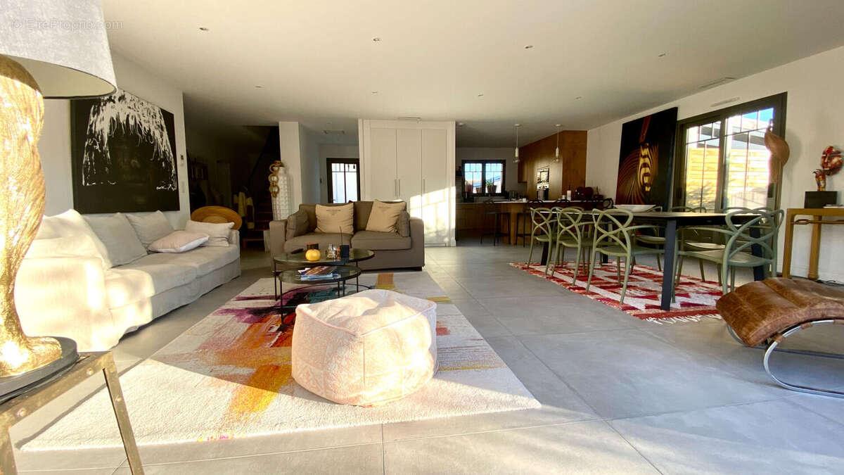 Maison à GUJAN-MESTRAS