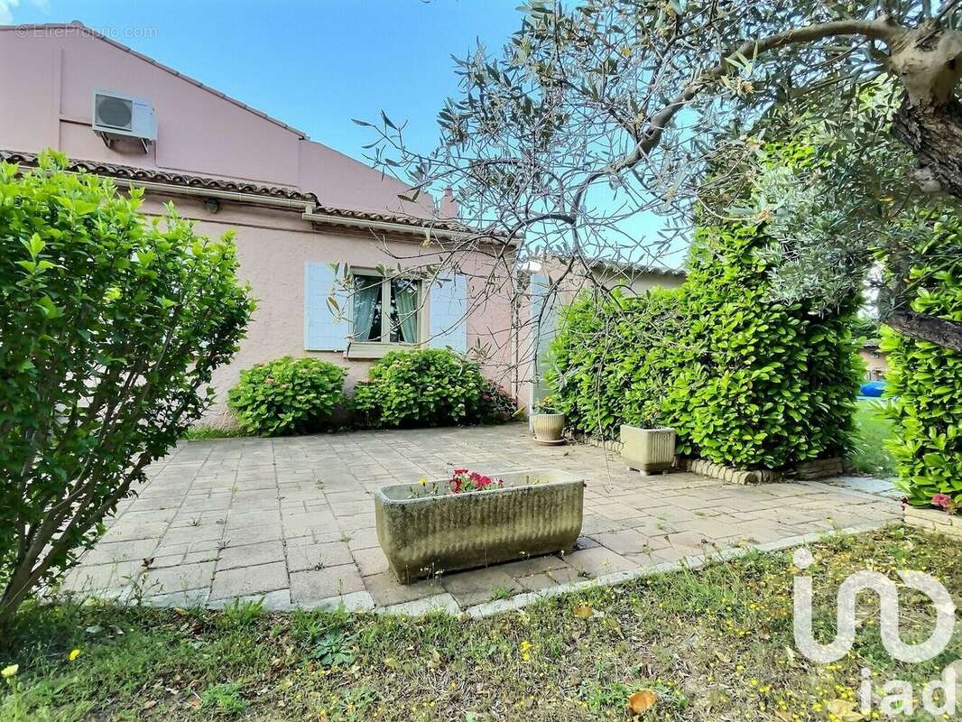 Photo 2 - Maison à SAINT-MARTIN-DE-CRAU