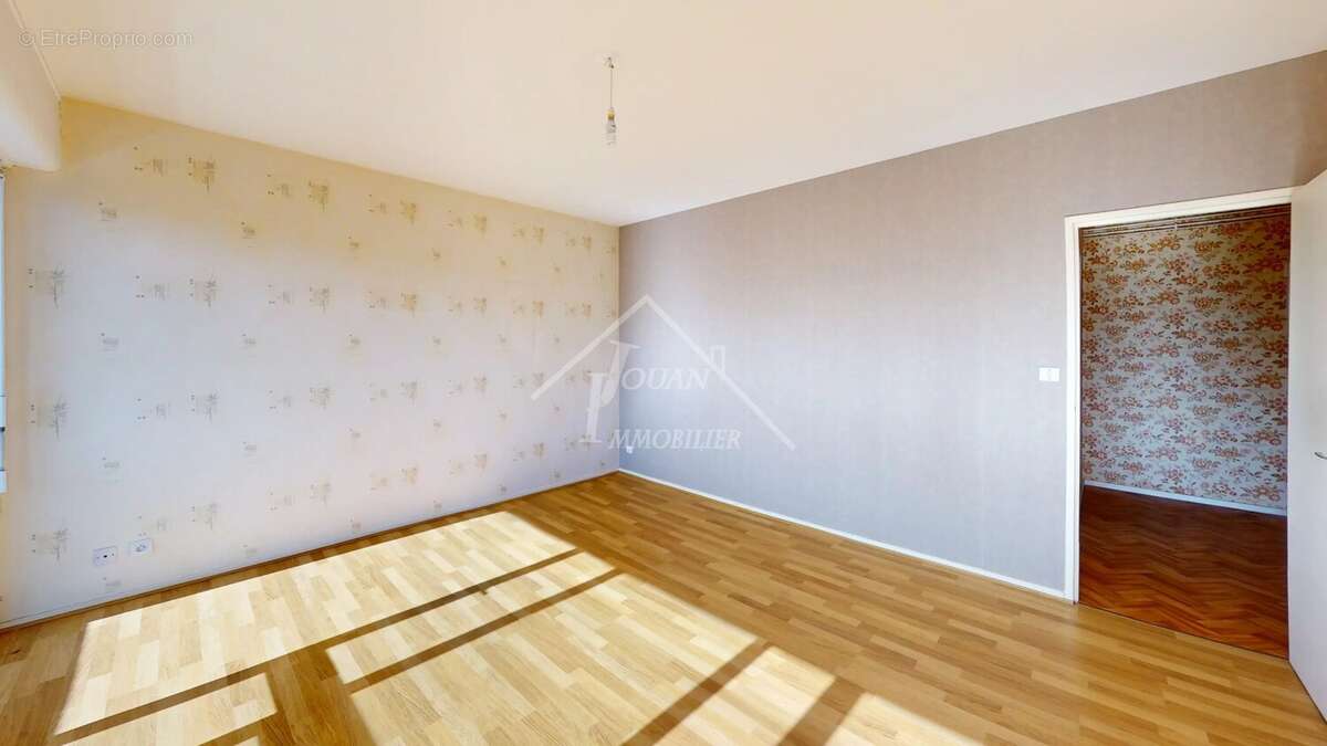 Appartement à MOULINS