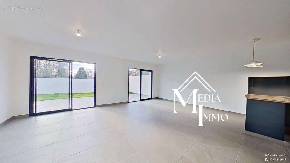 Maison à MAZEROLLES