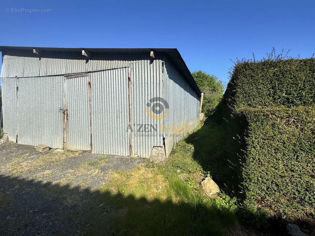 Maison à SECONDIGNY