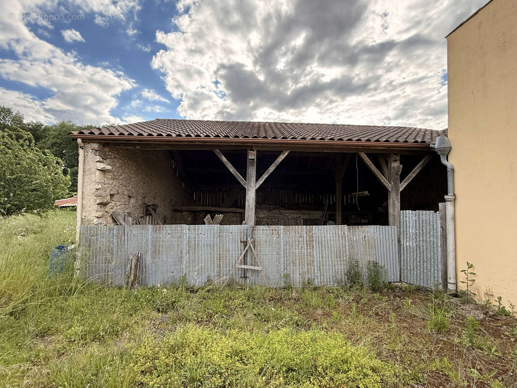 Maison à MONSEMPRON-LIBOS