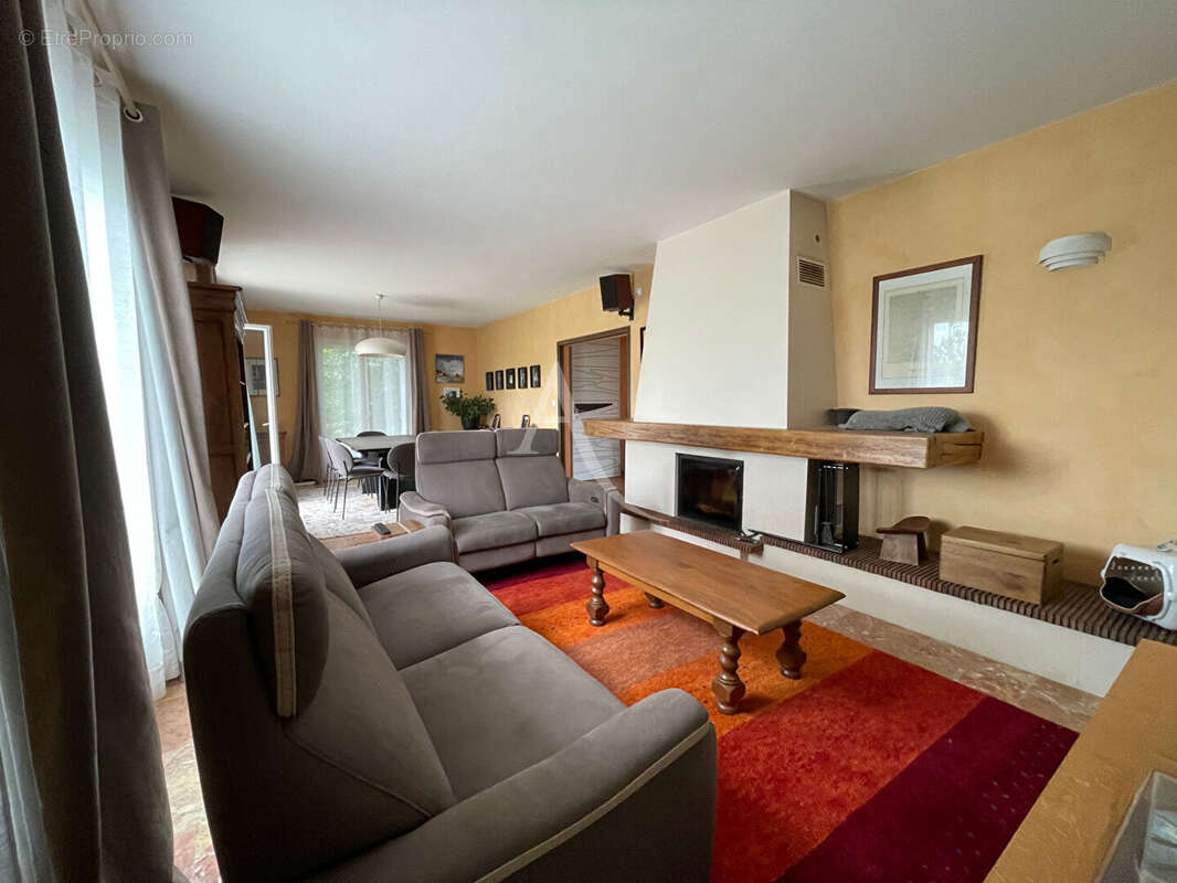 Maison à VINEUIL