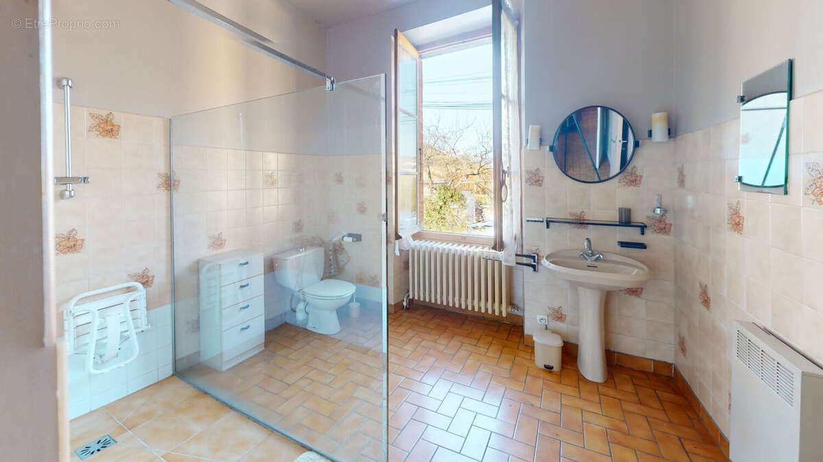 Maison à SAINT-MARTIN-D'URIAGE