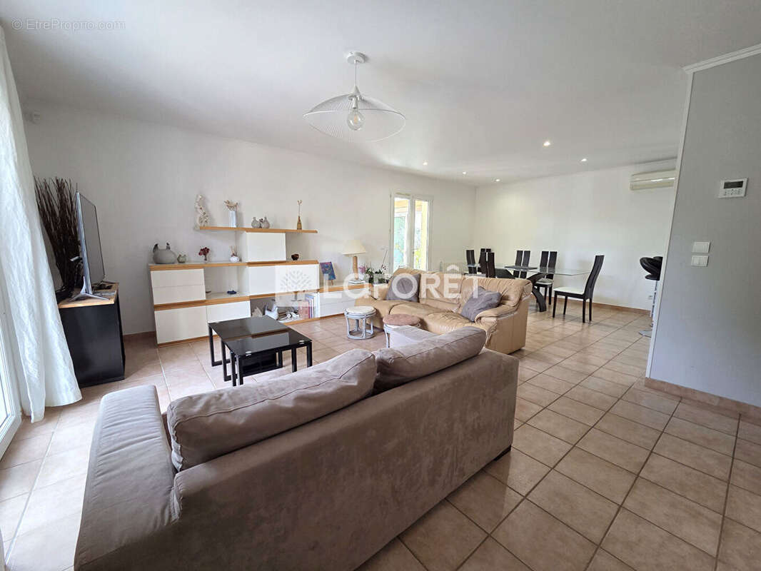 Maison à BRUE-AURIAC