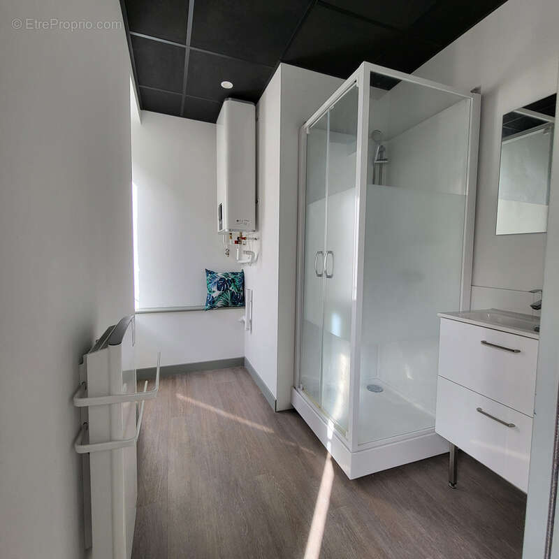 Appartement à RIOM-ES-MONTAGNES