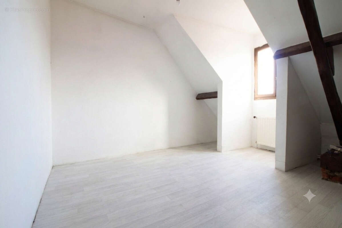 Maison de village en pierres acces a13/paris st lazare - photo 12