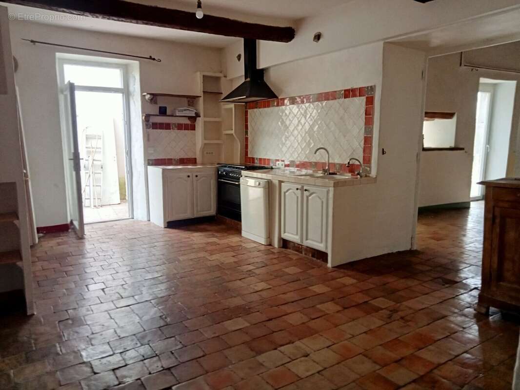 Maison à SAINT-HIPPOLYTE-DU-FORT