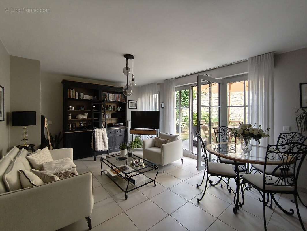 Appartement 64 m² à L'isle-Adam  - photo 2