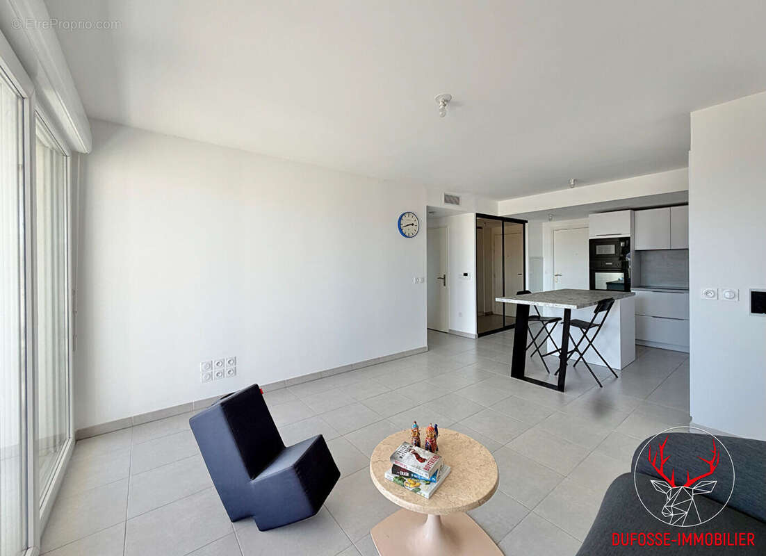 Appartement à MARSEILLE-2E