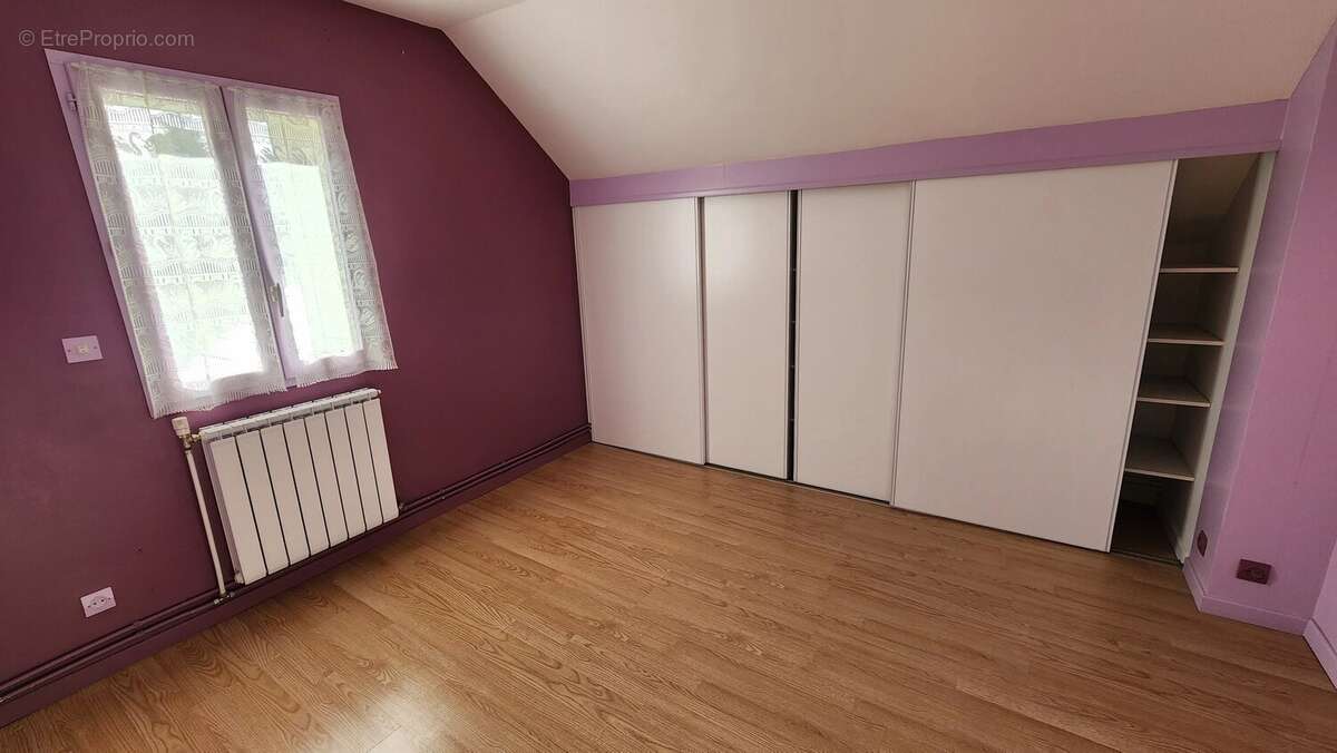 Appartement à NAY