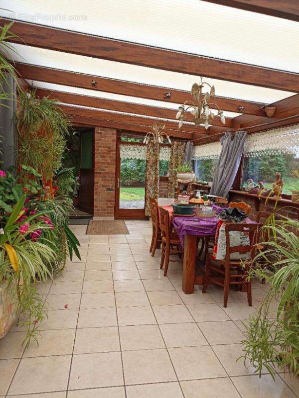 Maison à AVESNES-SUR-HELPE