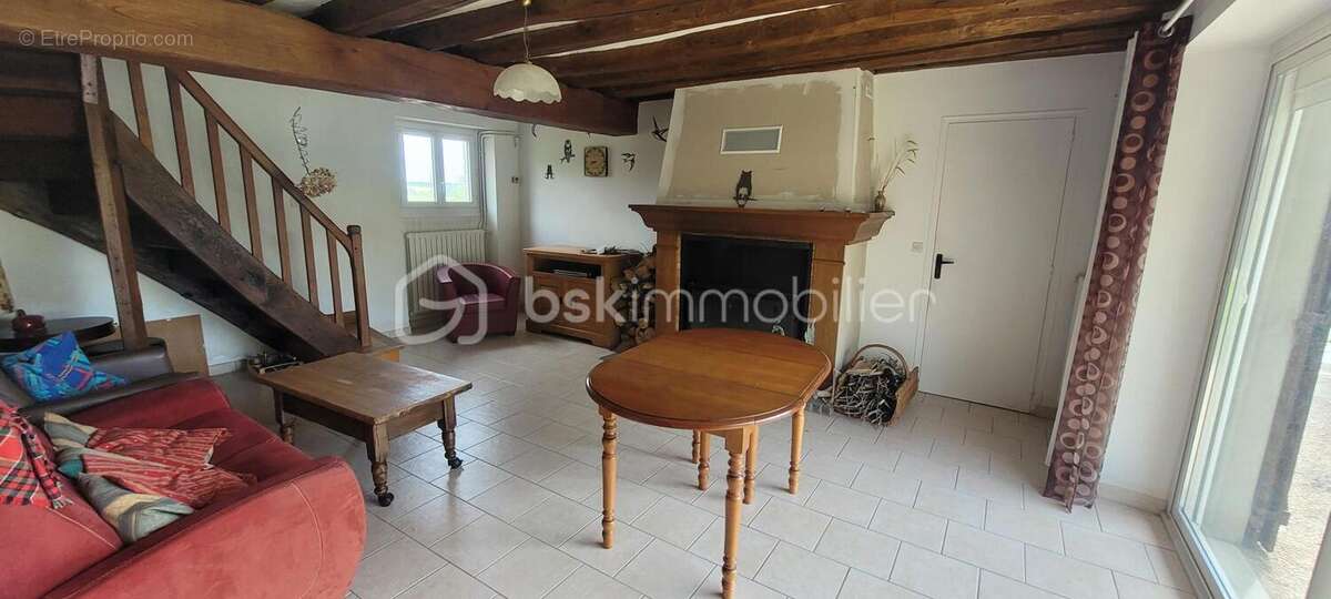 Maison à MONTEREAU-FAULT-YONNE