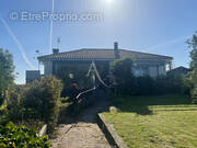 Maison à SAINT-HILAIRE-DES-LOGES