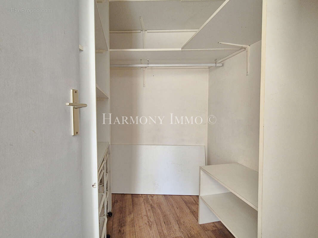 Appartement à FONTAINES-SUR-SAONE